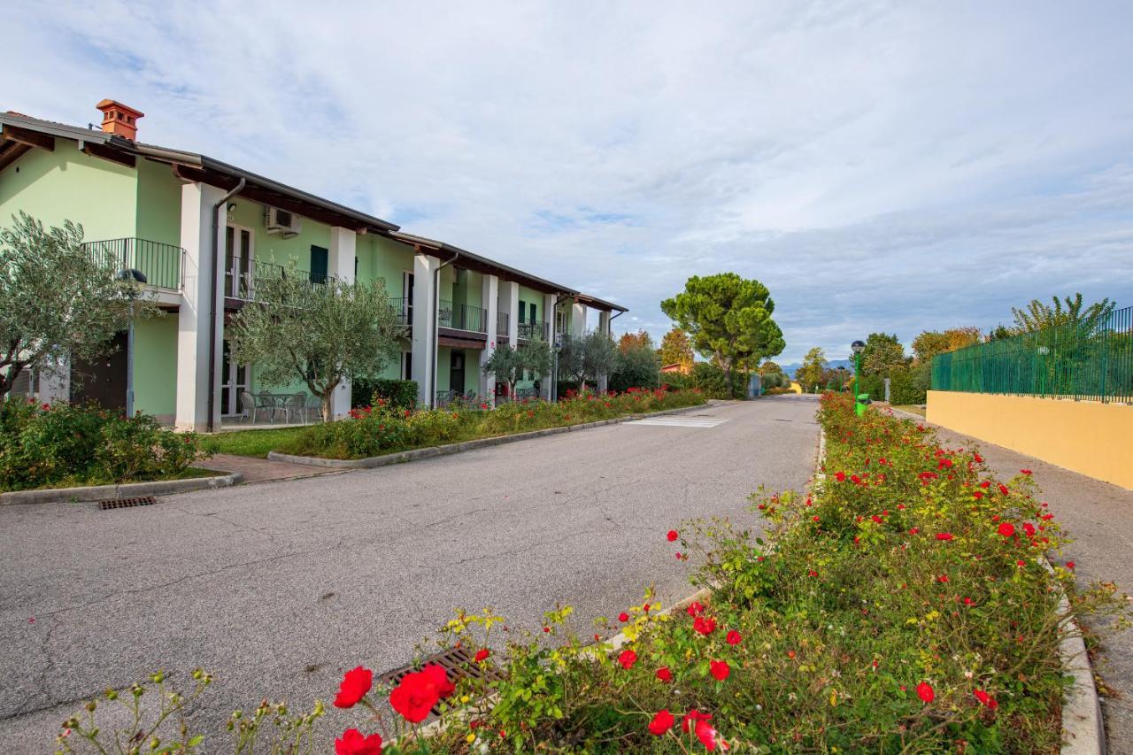 The Garda Village Sirmione Kültér fotó